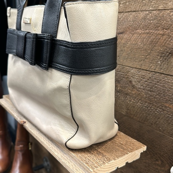 kate spade quinn villabella avenue tote bag in black/cream - Picture 3 of 13